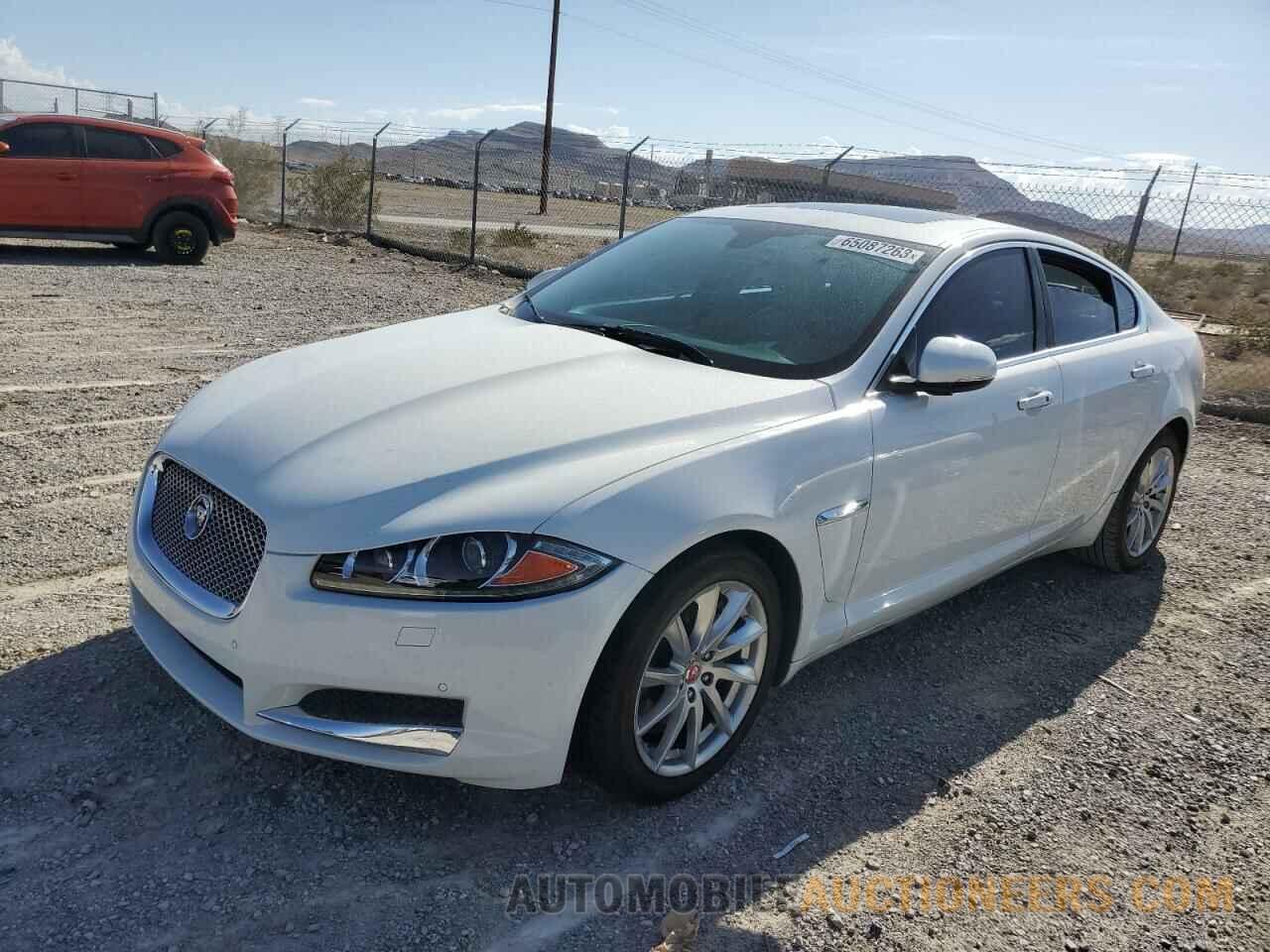 SAJWA0FS6FPU56571 JAGUAR XF 2015