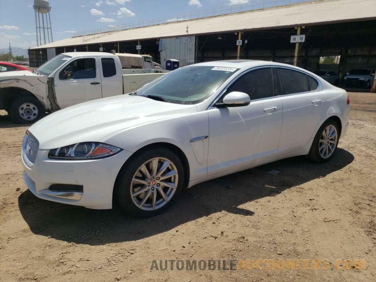 SAJWA0FS6FPU86296 JAGUAR XF 2015