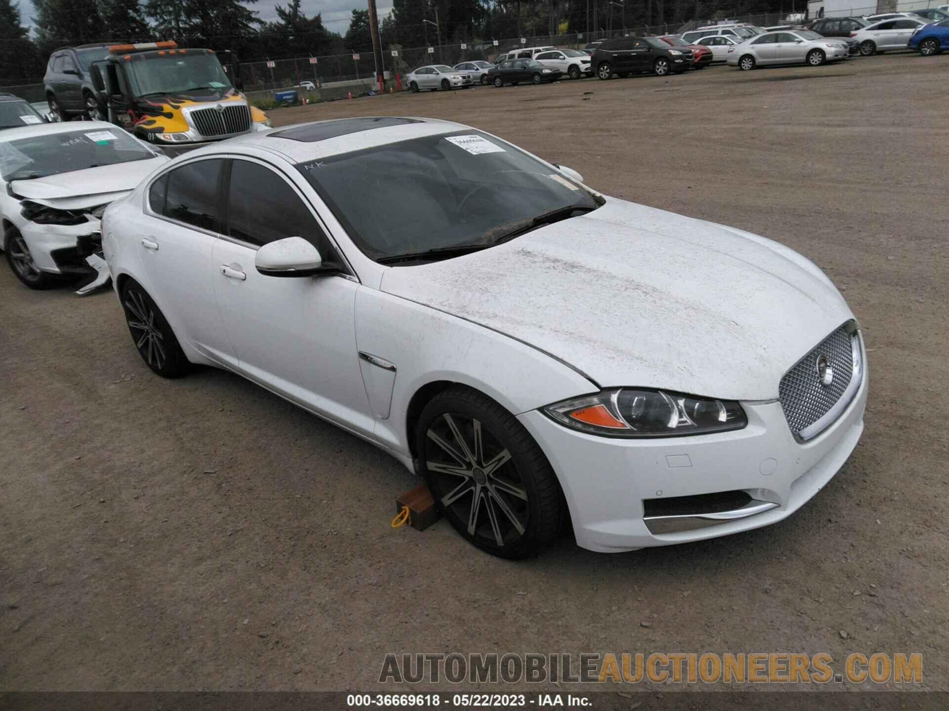 SAJWA0FS6FPU87383 JAGUAR XF 2015