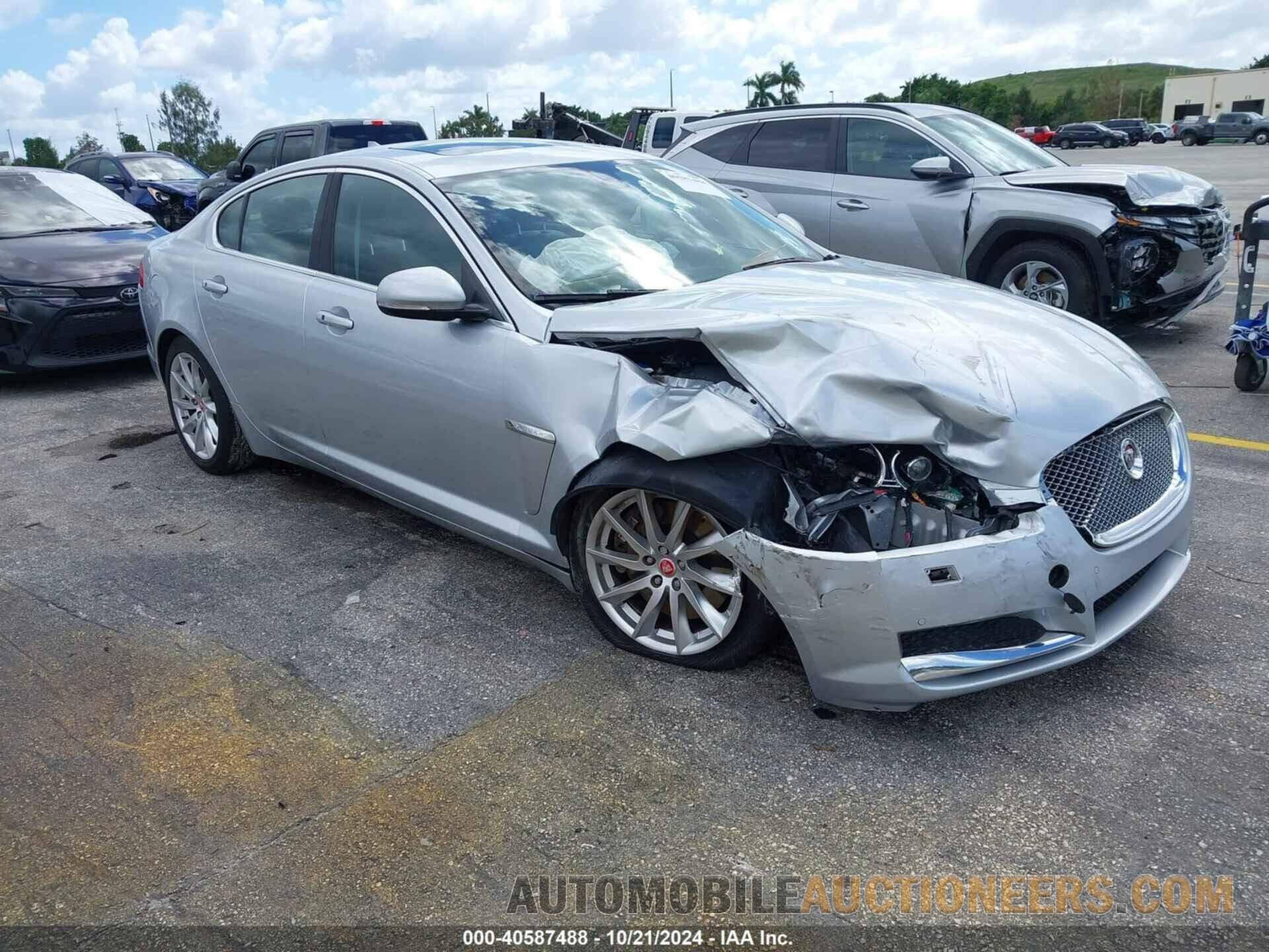 SAJWA0FS7FPU82161 JAGUAR XF 2015