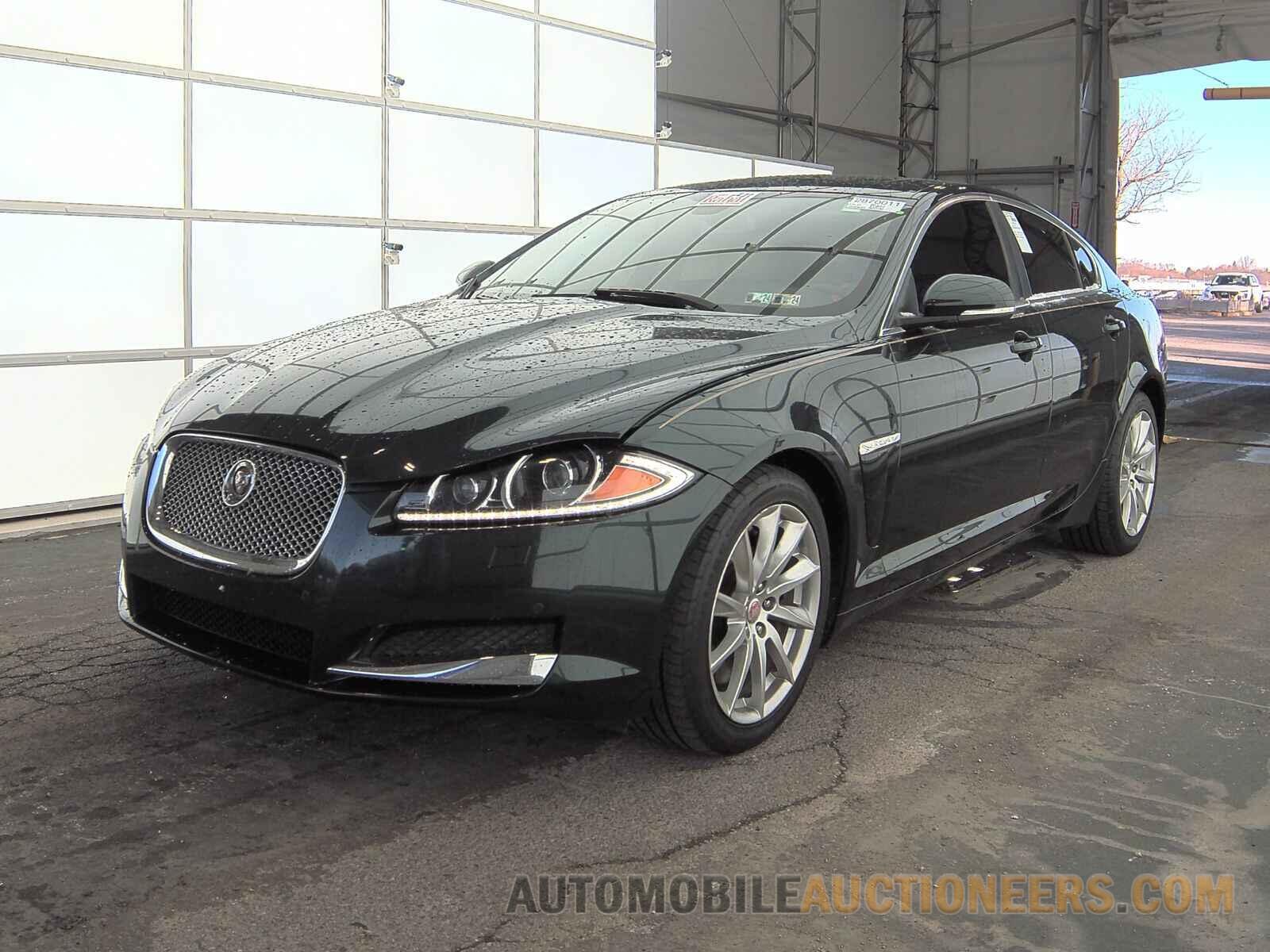 SAJWA0FS7FPU86369 Jaguar XF 2015