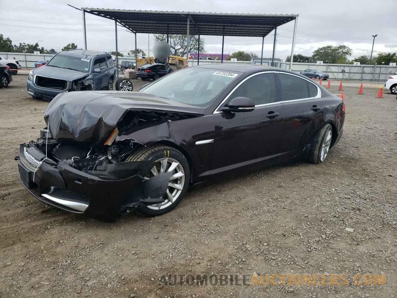 SAJWA0FS8FPU56684 JAGUAR XF 2015