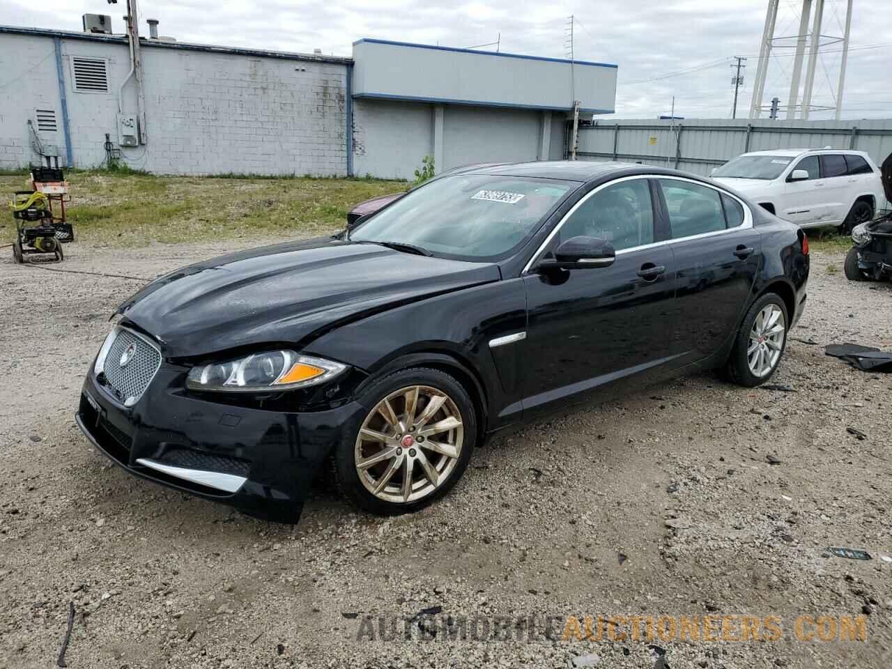 SAJWA0FS8FPU62758 JAGUAR XF 2015