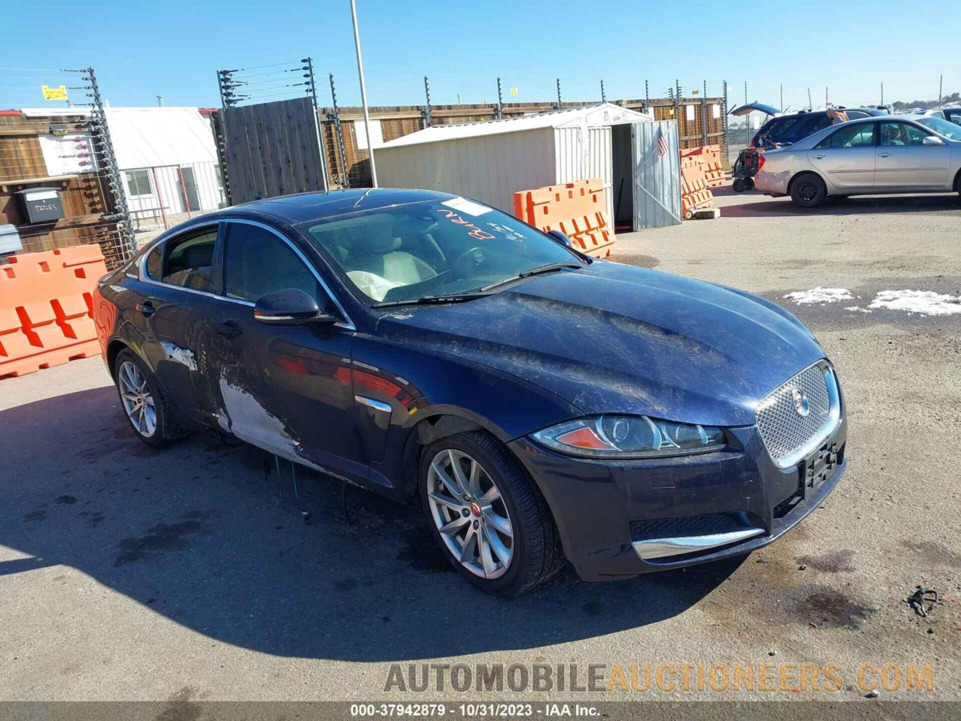 SAJWA0FSXFPU60476 JAGUAR XF 2015