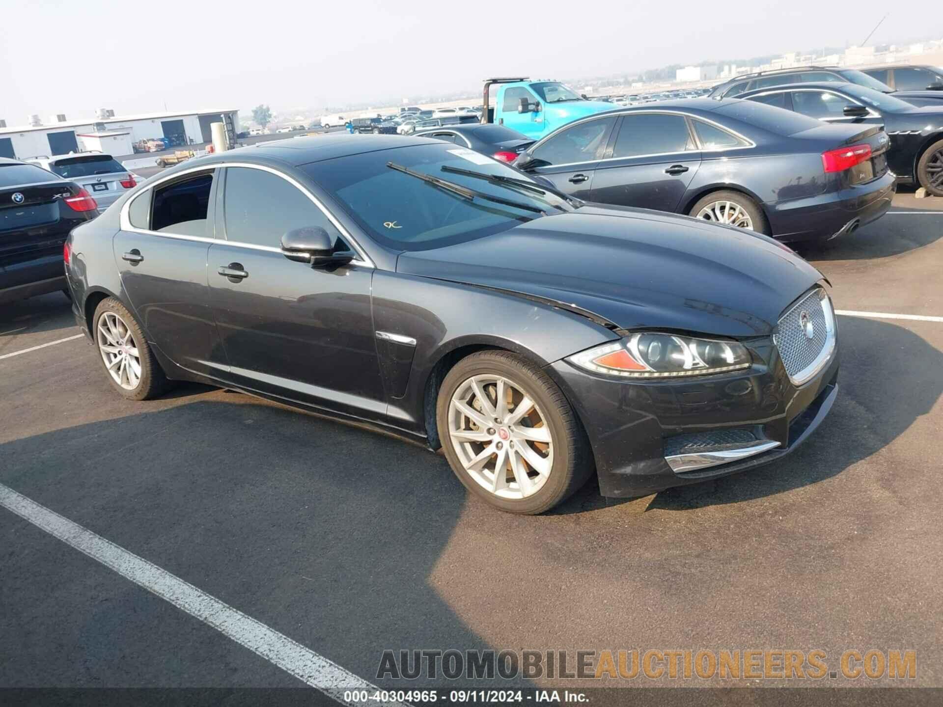 SAJWA0FSXFPU75107 JAGUAR XF 2015