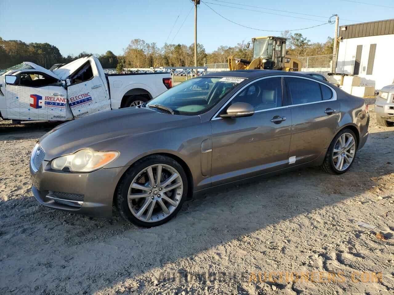 SAJWA0GB1BLR81571 JAGUAR XF 2011