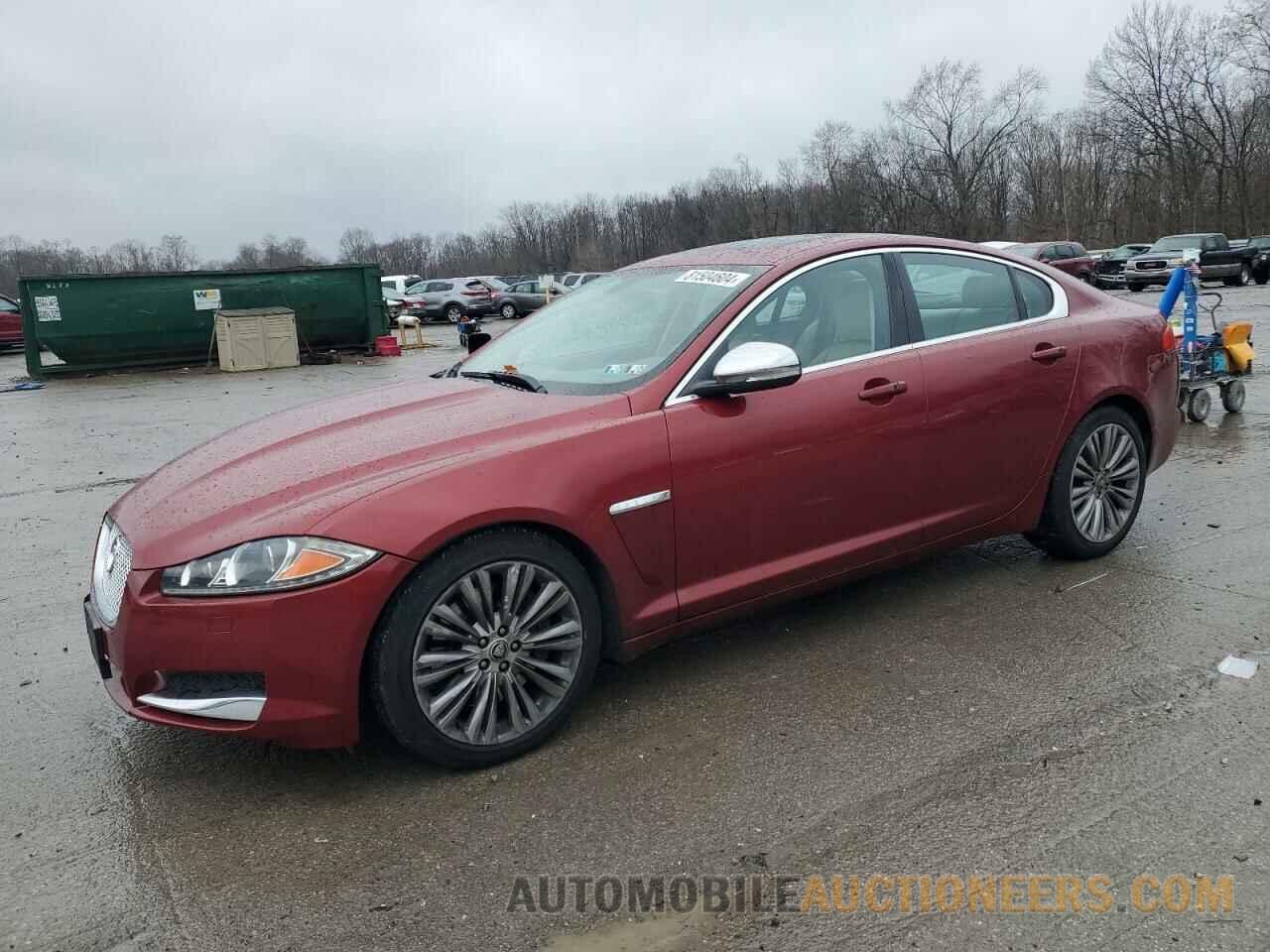 SAJWA0HB1CLS23584 JAGUAR XF 2012