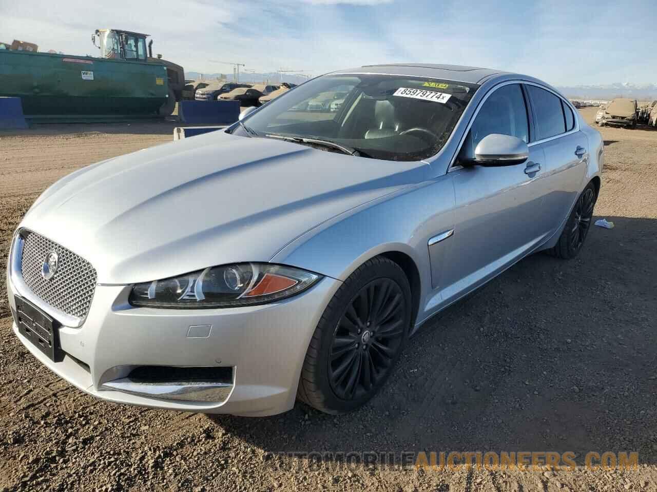 SAJWA0HB2CLS44878 JAGUAR XF 2012