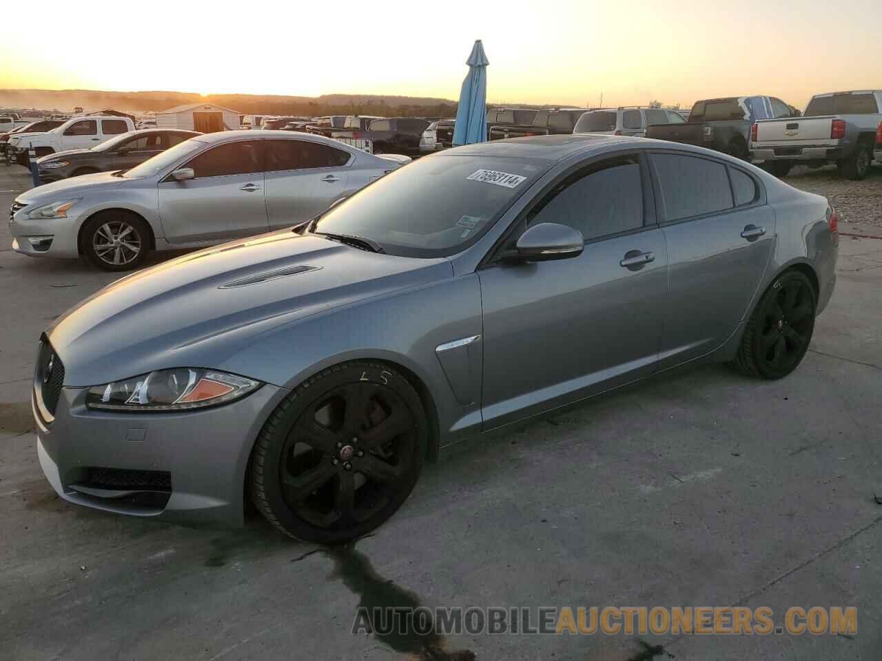 SAJWA0HP1FMU61753 JAGUAR XF 2015