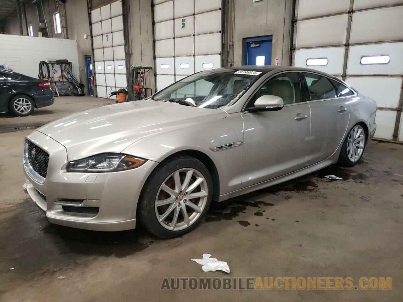 SAJWA1C70G8V92387 JAGUAR XJ 2016