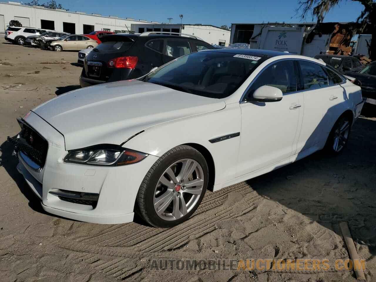 SAJWA1C75G8W02542 JAGUAR XJ 2016