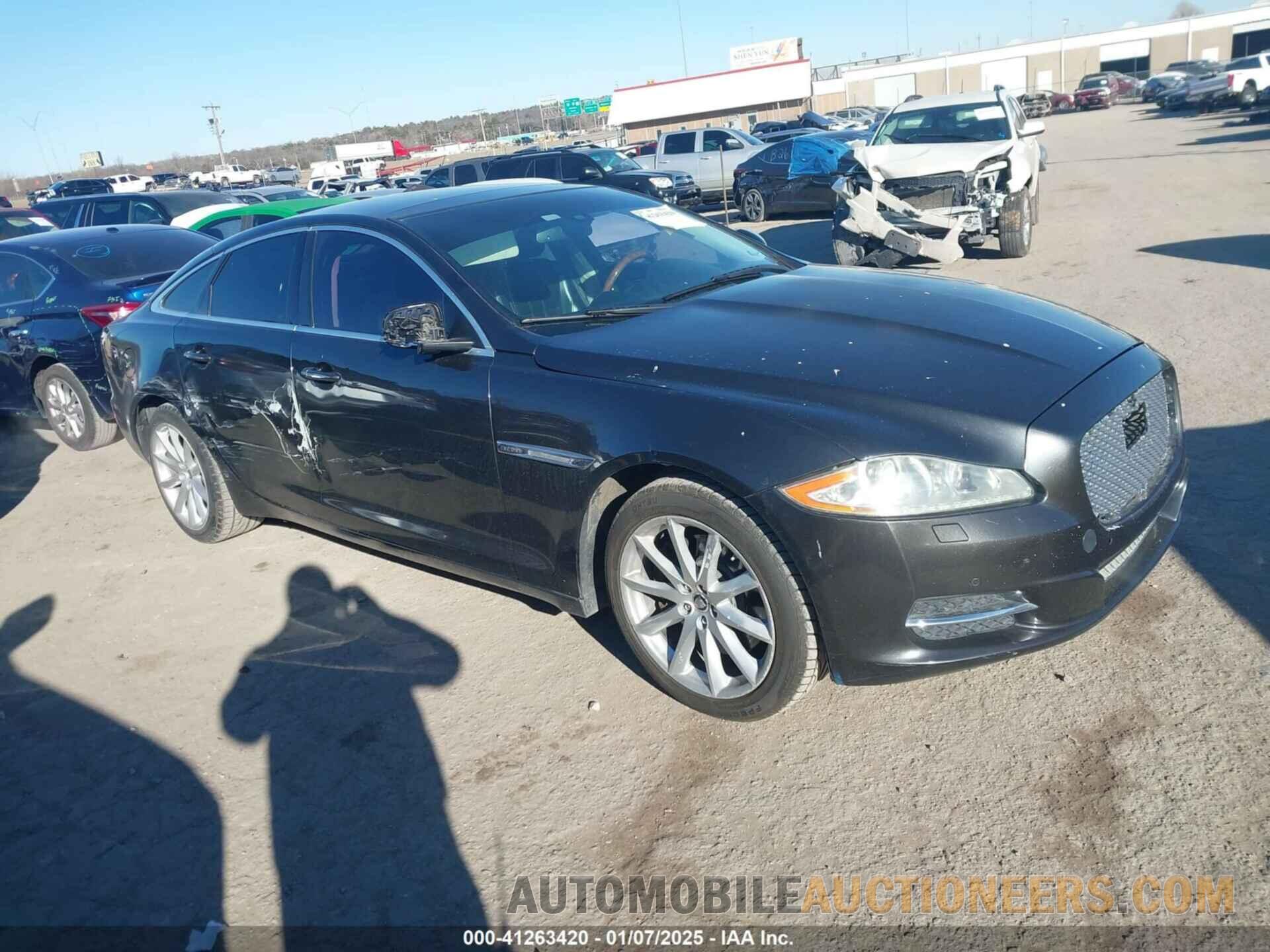 SAJWA1CB2BLV17684 JAGUAR XJ 2011