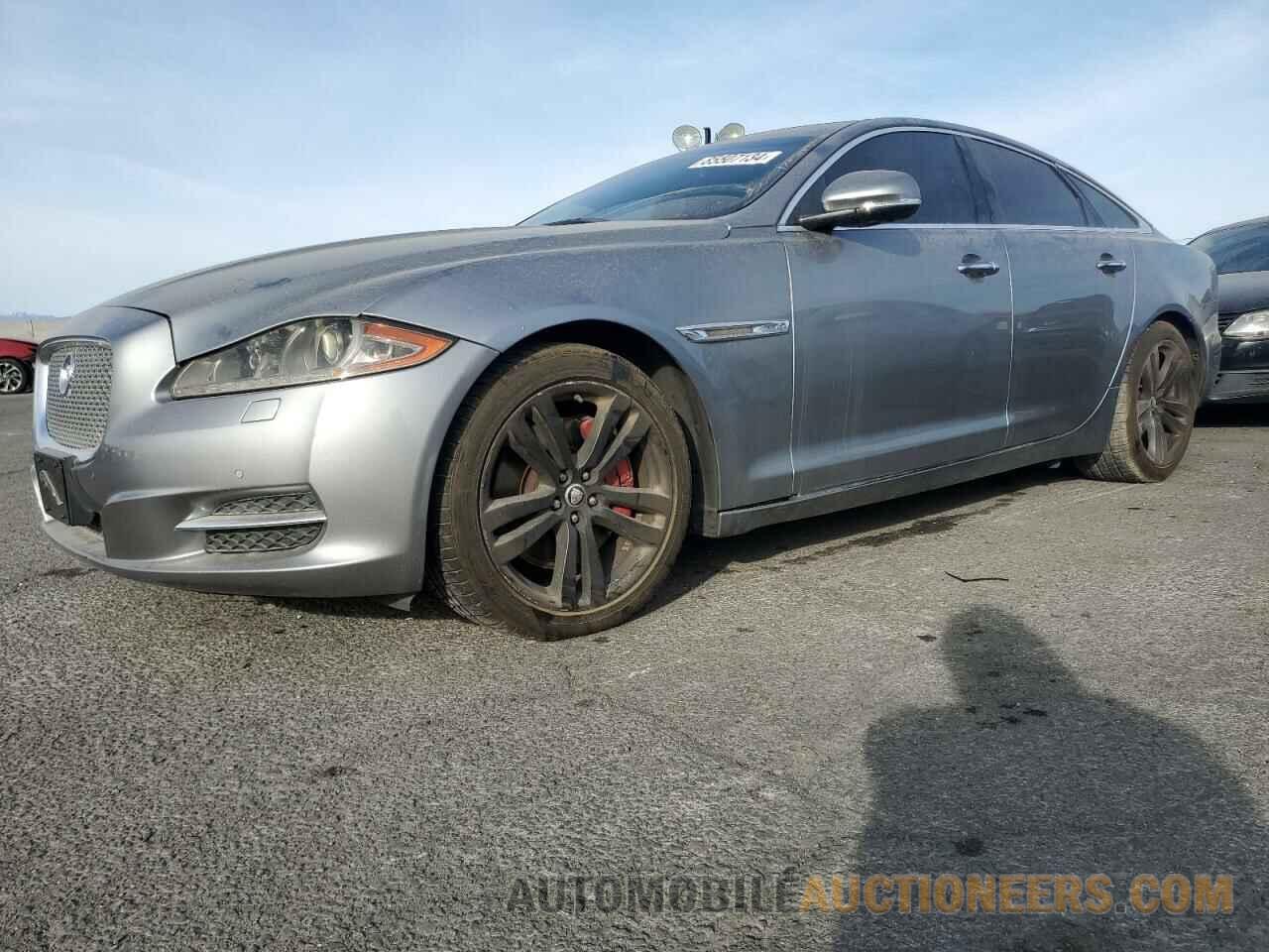 SAJWA1CB3BLV02725 JAGUAR XJ 2011