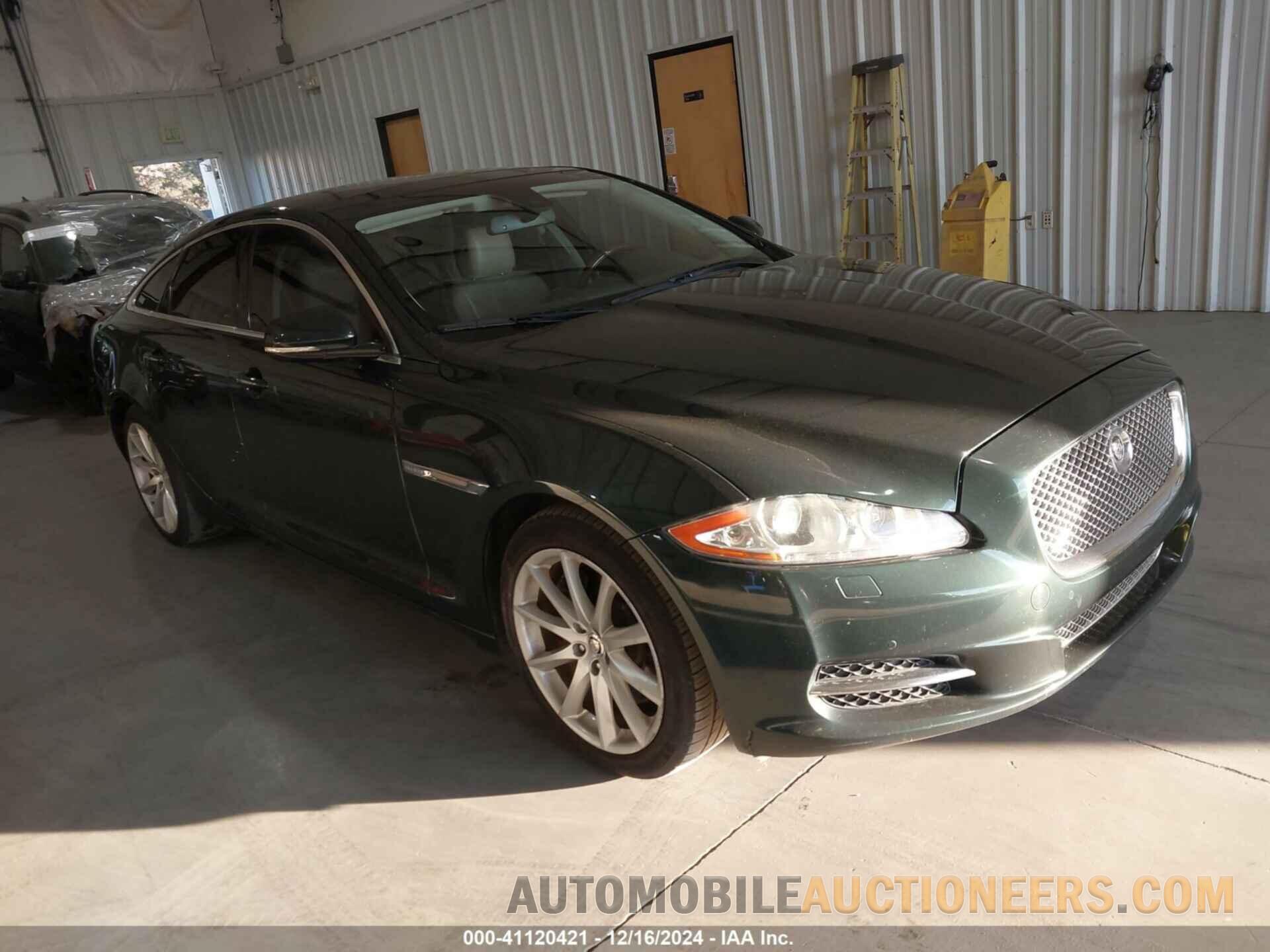 SAJWA1CB4CLV23780 JAGUAR XJ 2012