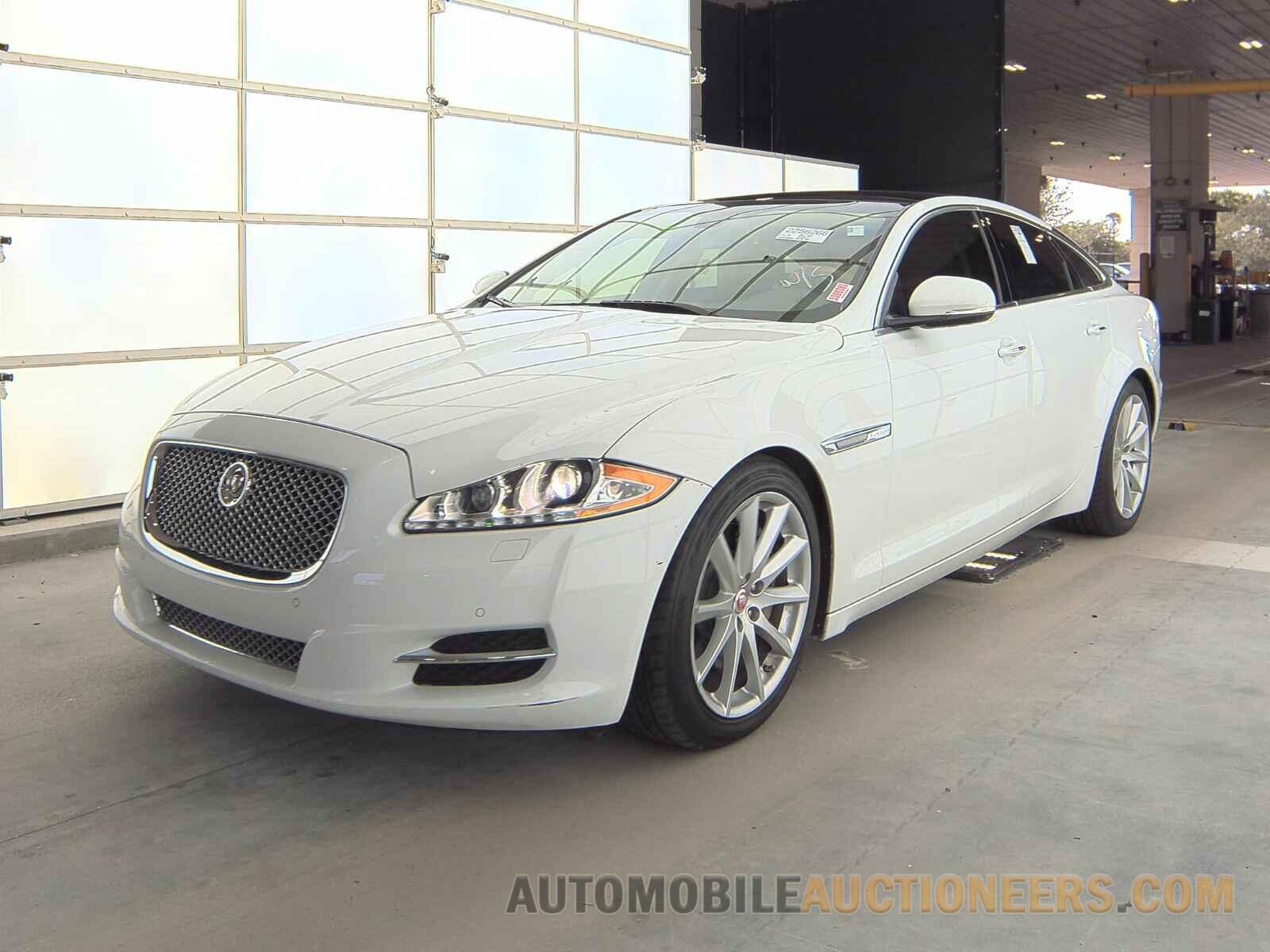 SAJWA1CZ1F8V83133 Jaguar  2015