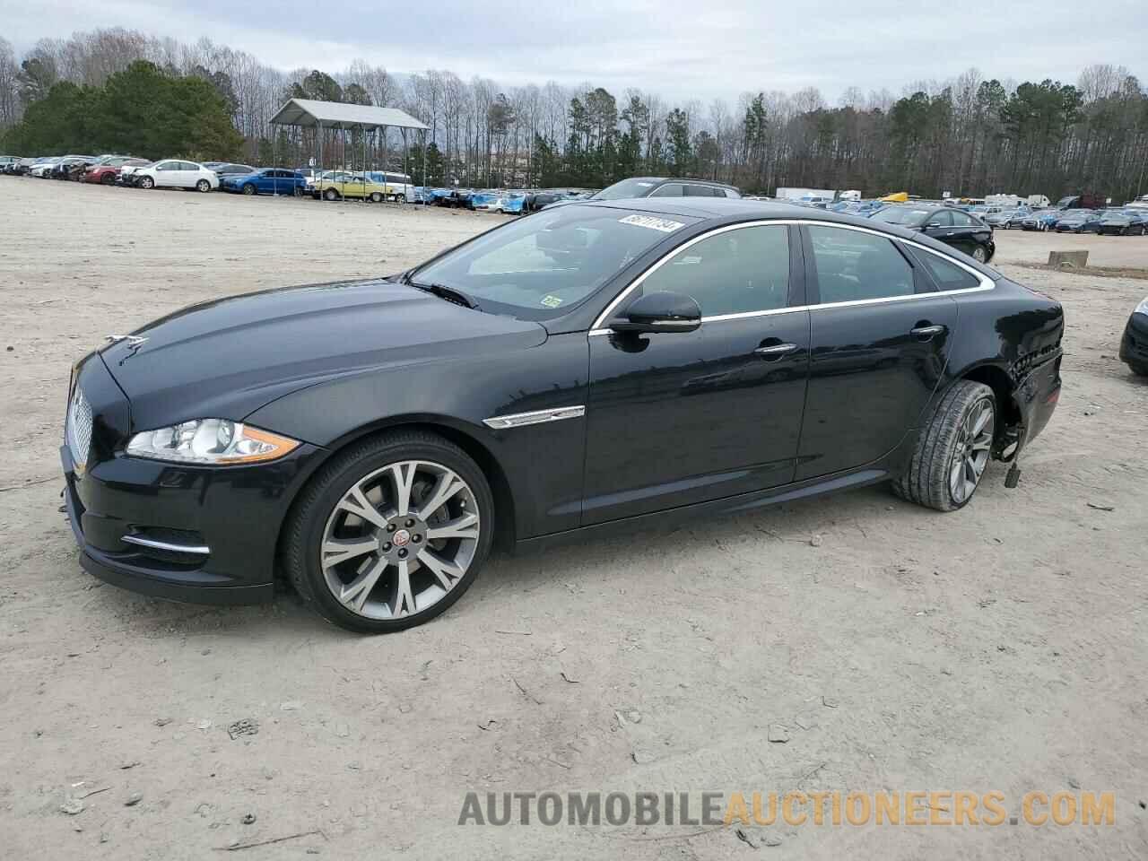 SAJWA1CZ1F8V85402 JAGUAR XJ 2015