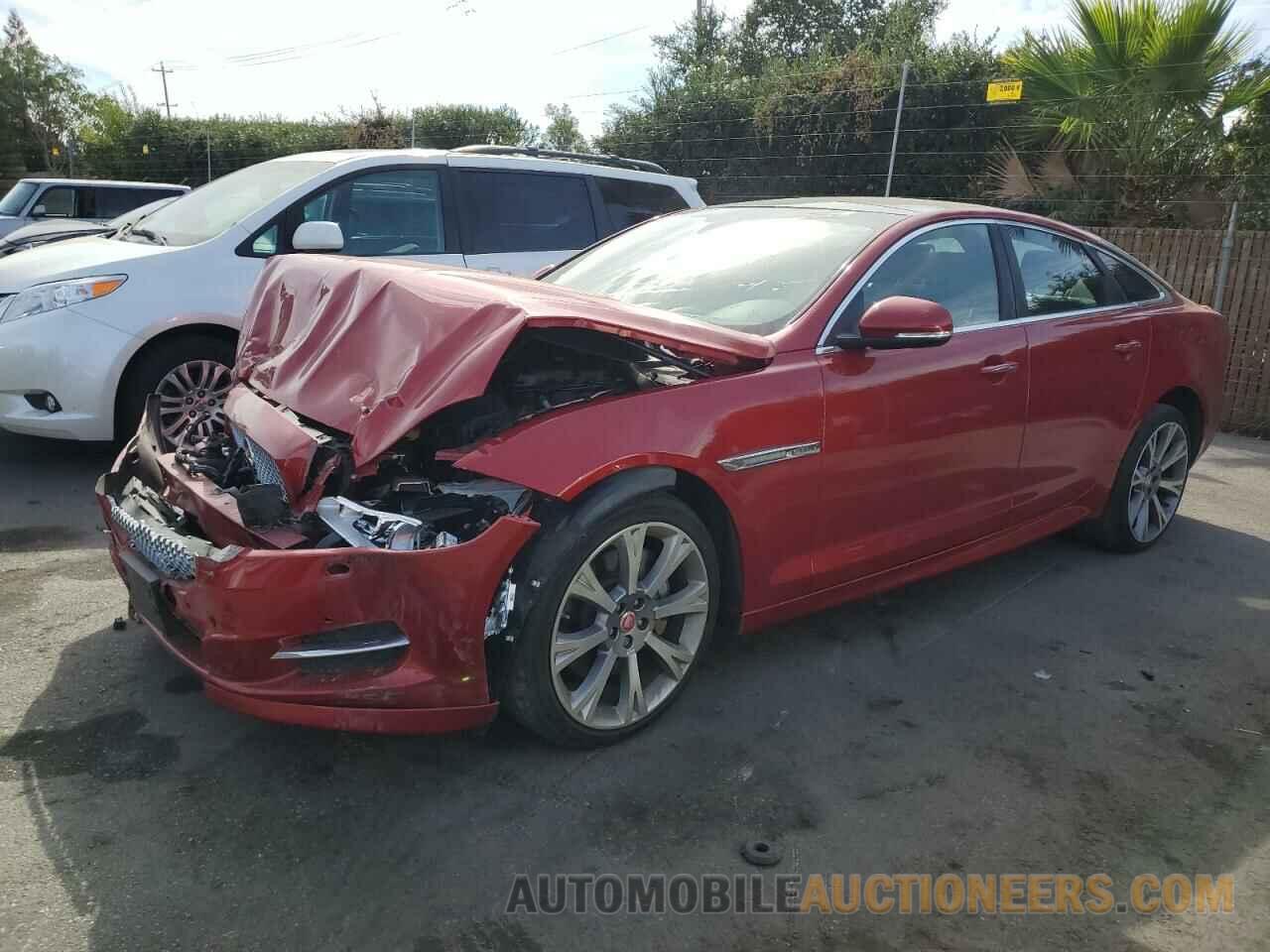 SAJWA1CZ2F8V87756 JAGUAR XJ 2015