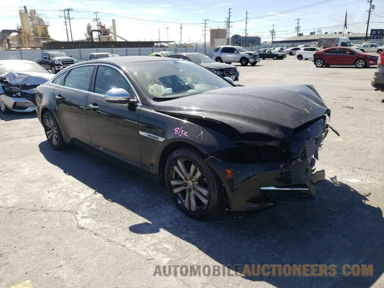 SAJWA2G72H8W08428 JAGUAR XJ 2017