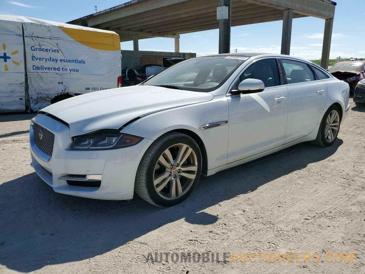 SAJWA2G77G8V99241 JAGUAR XJ 2016