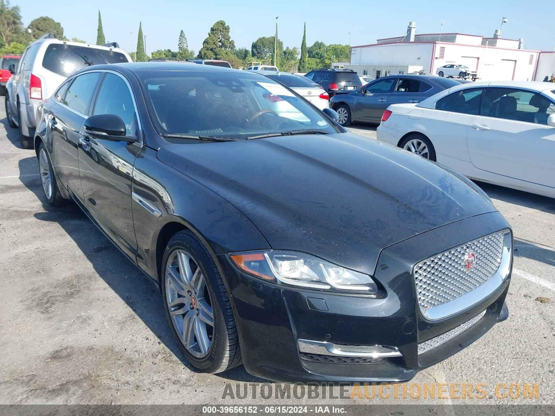 SAJWA2G7XJ8W17366 JAGUAR XJL 2018