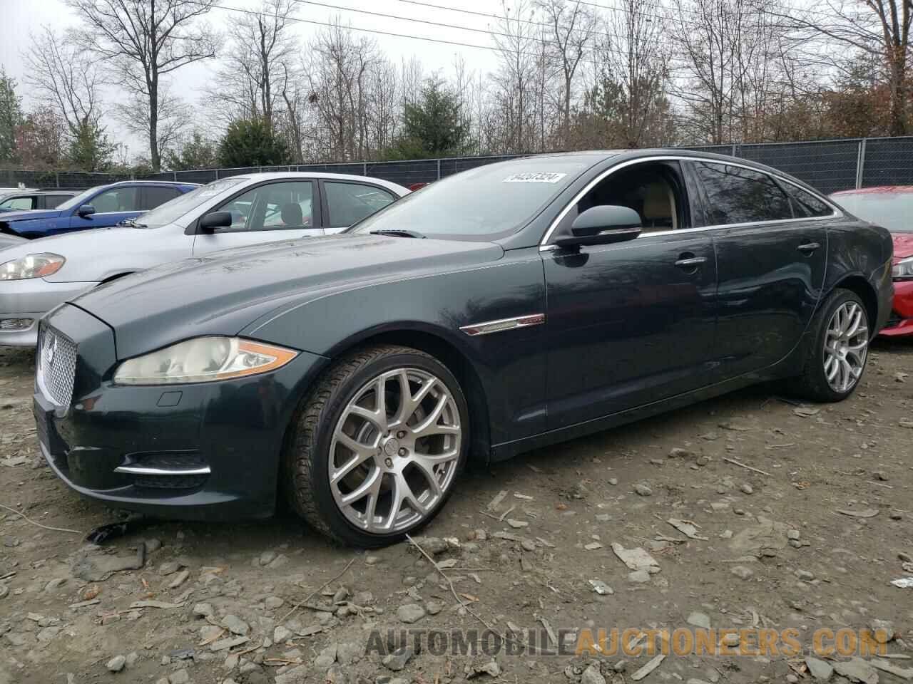 SAJWA2GB0BLV12175 JAGUAR XJ 2011