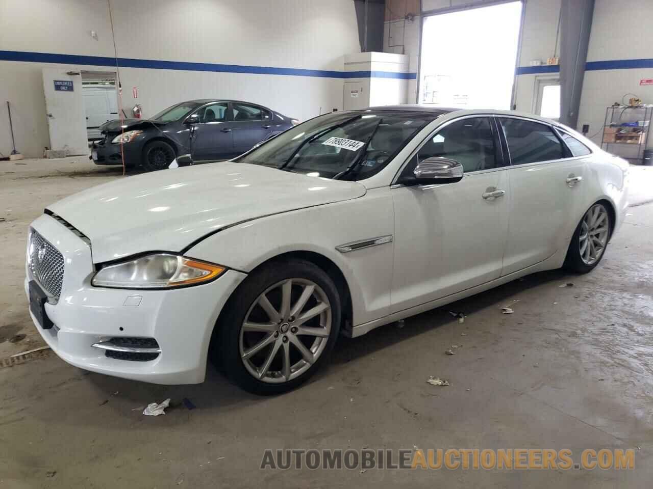 SAJWA2GB3DLV41012 JAGUAR XJ 2013