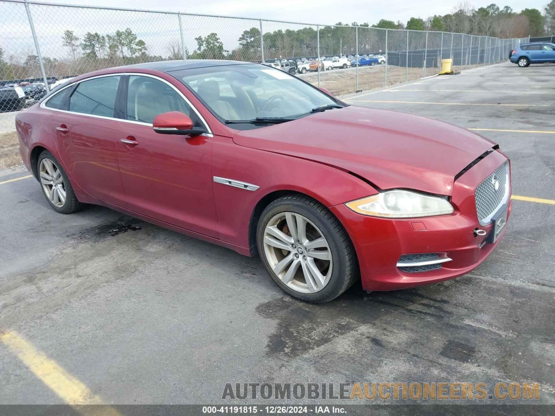 SAJWA2GB5CLV26915 JAGUAR XJ 2012