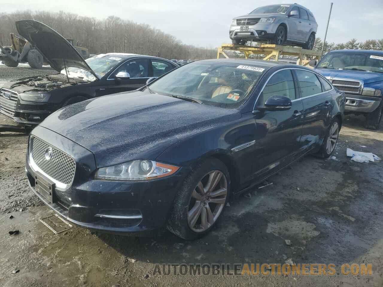 SAJWA2GB6BLV07711 JAGUAR XJ 2011