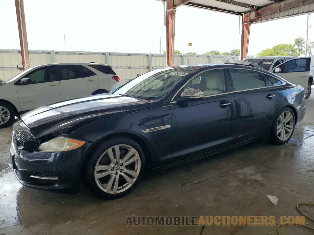 SAJWA2GB7CLV28603 JAGUAR XJ 2012