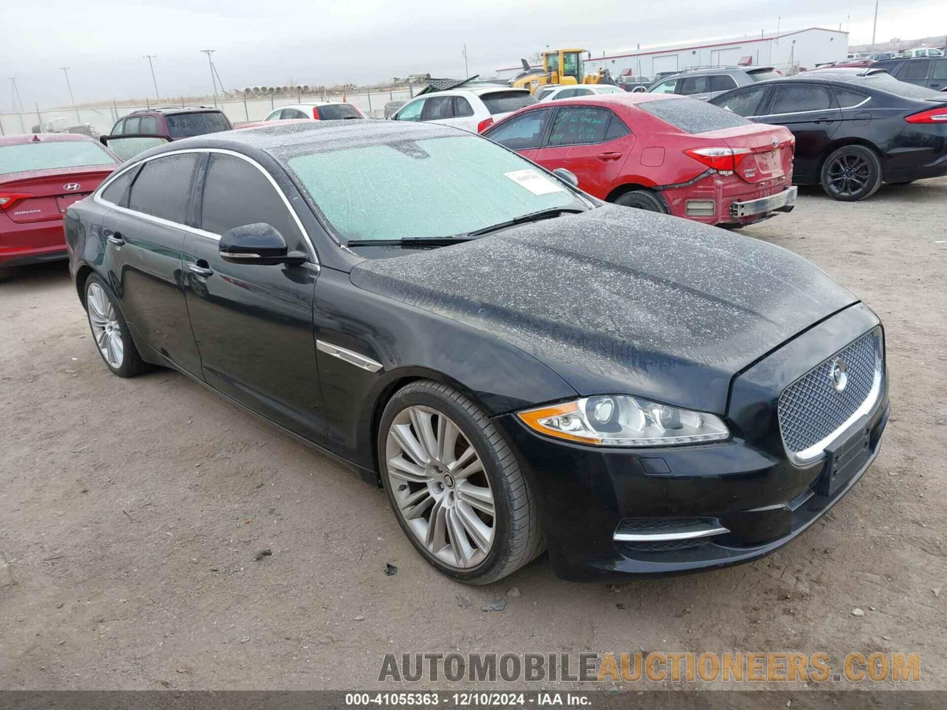 SAJWA2GBXCLV25839 JAGUAR XJ 2012