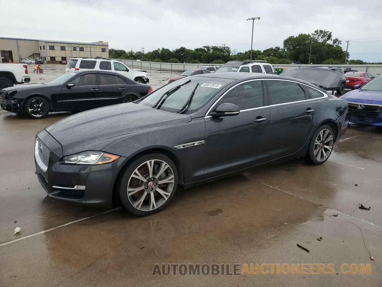 SAJWA2GE1GMW01488 JAGUAR XJ 2016