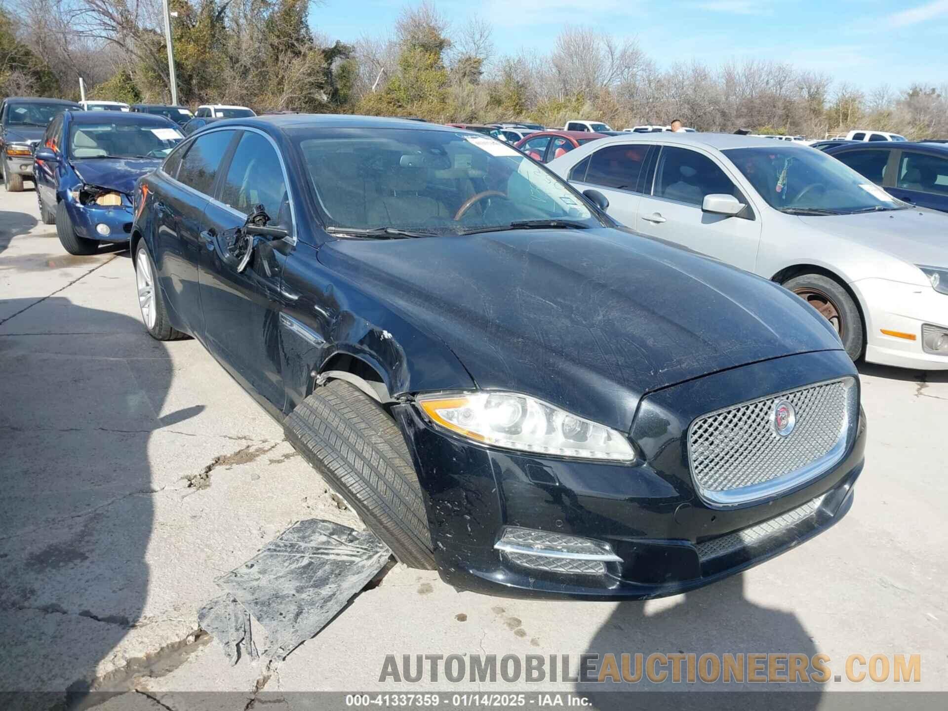 SAJWA2GZ1F8V75551 JAGUAR XJ 2015