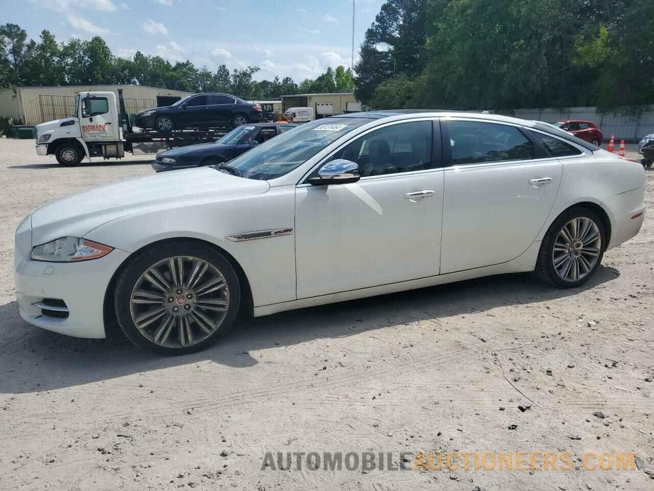 SAJWA2GZ2F8V89913 JAGUAR XJ 2015