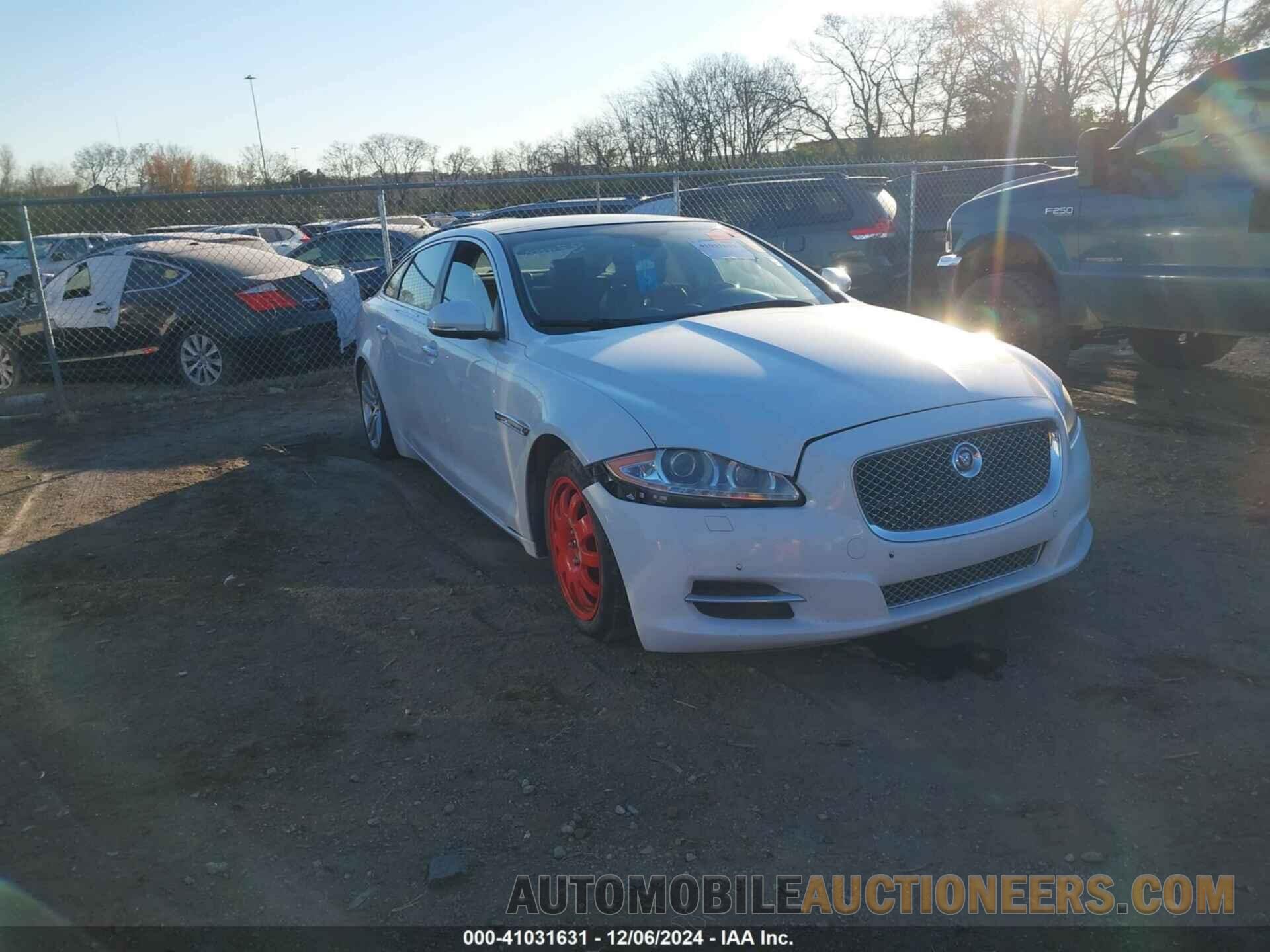 SAJWA2GZ7F8V81158 JAGUAR XJ 2015