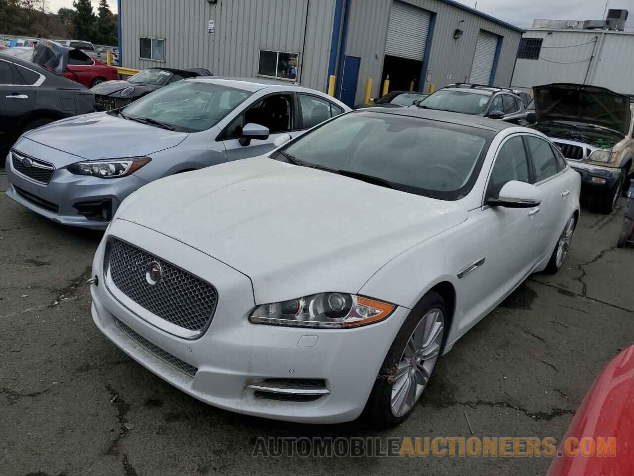 SAJWA2GZ8F8V83324 JAGUAR XJ 2015