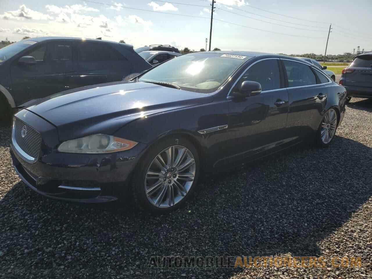 SAJWA2GZ8F8V88247 JAGUAR XJ 2015