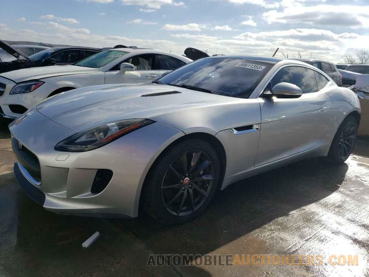 SAJWA6ATXH8K45891 JAGUAR F-TYPE 2017