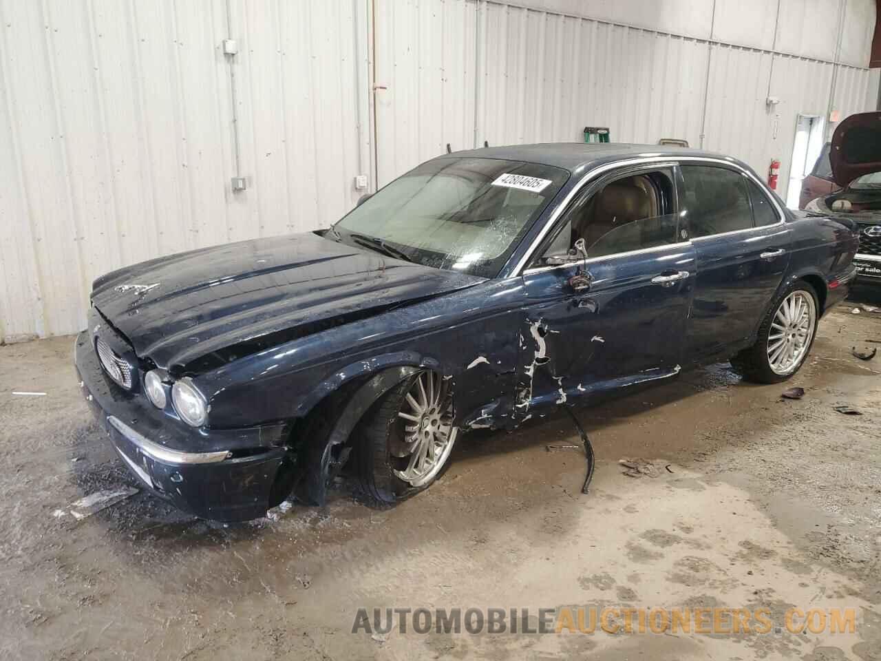 SAJWA73C46TH02467 JAGUAR XJR 2006