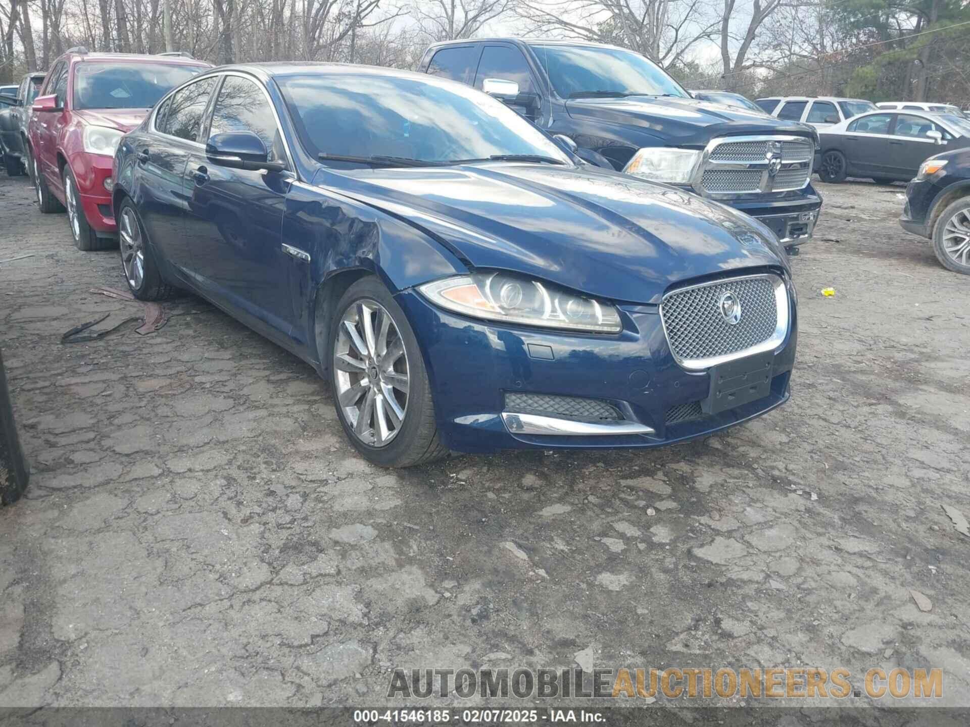 SAJWJ0EF4D8S88330 JAGUAR XF 2013