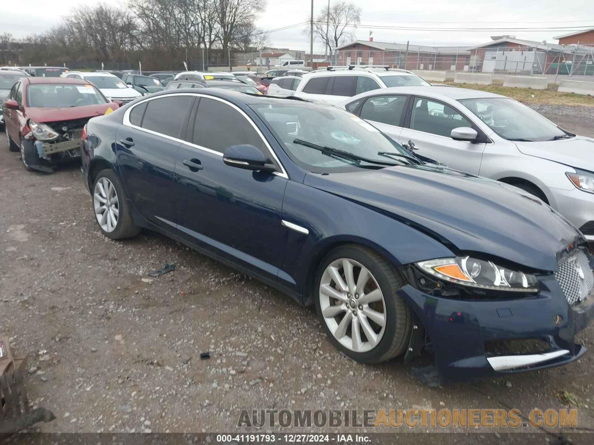 SAJWJ0EF7D8S83218 JAGUAR XF 2013