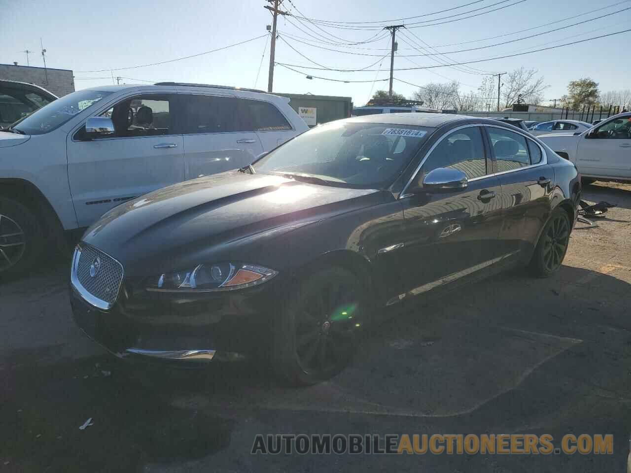 SAJWJ0EF7E8U18523 JAGUAR XF 2014