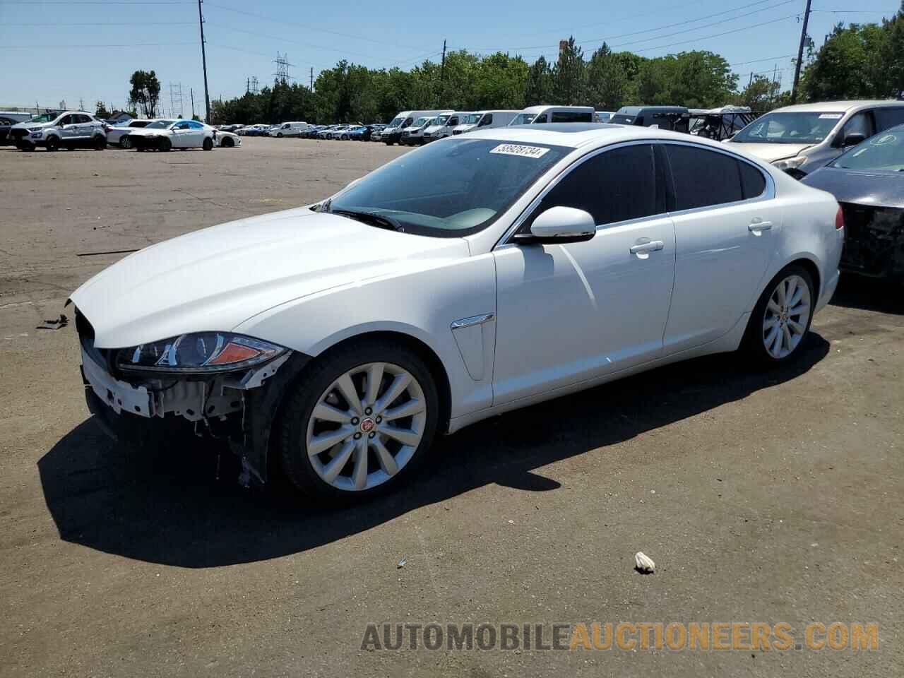 SAJWJ0EF9E8U15090 JAGUAR XF 2014