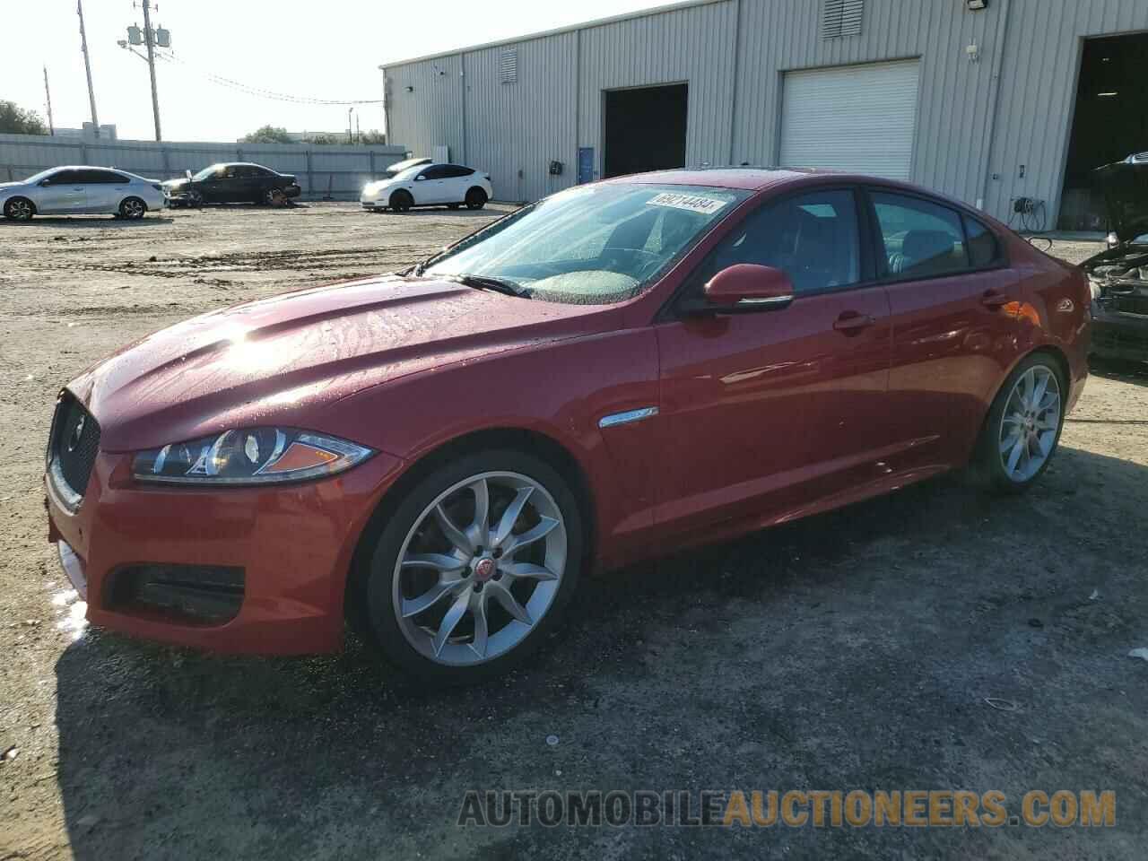 SAJWJ0FF4F8U63631 JAGUAR XF 2015