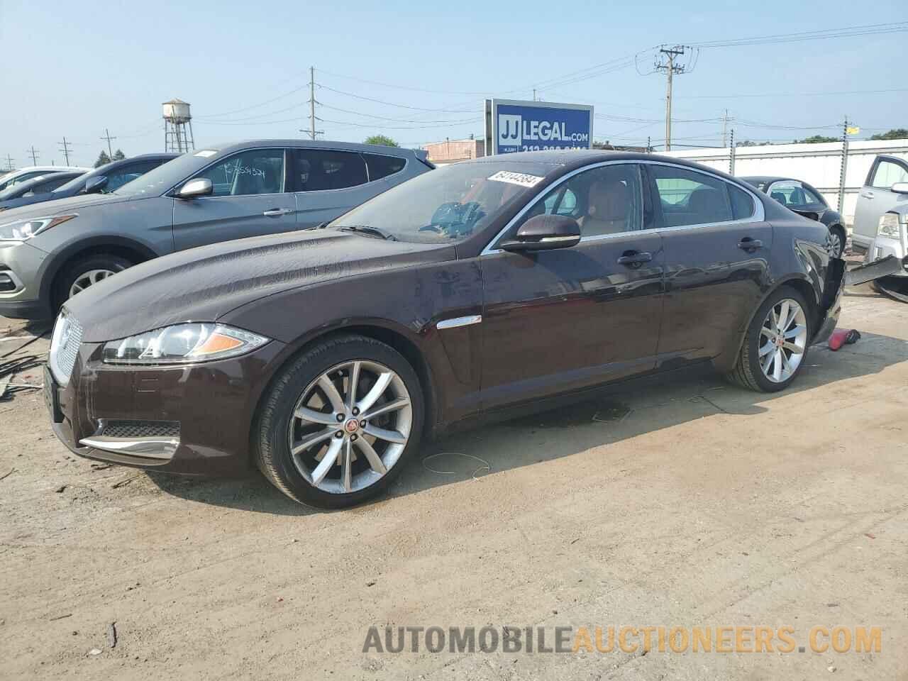 SAJWJ0FF7F8U59816 JAGUAR XF 2015