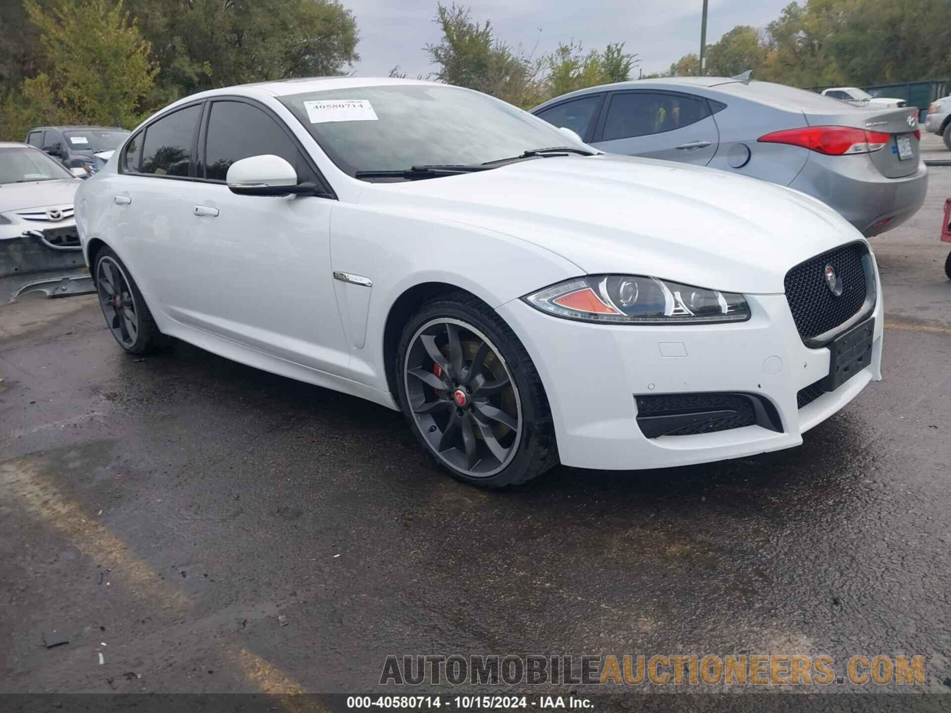 SAJWJ0FF8F8U56164 JAGUAR XF 2015