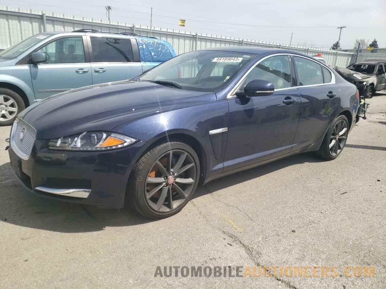 SAJWJ0FF8F8U58660 JAGUAR XF 2015