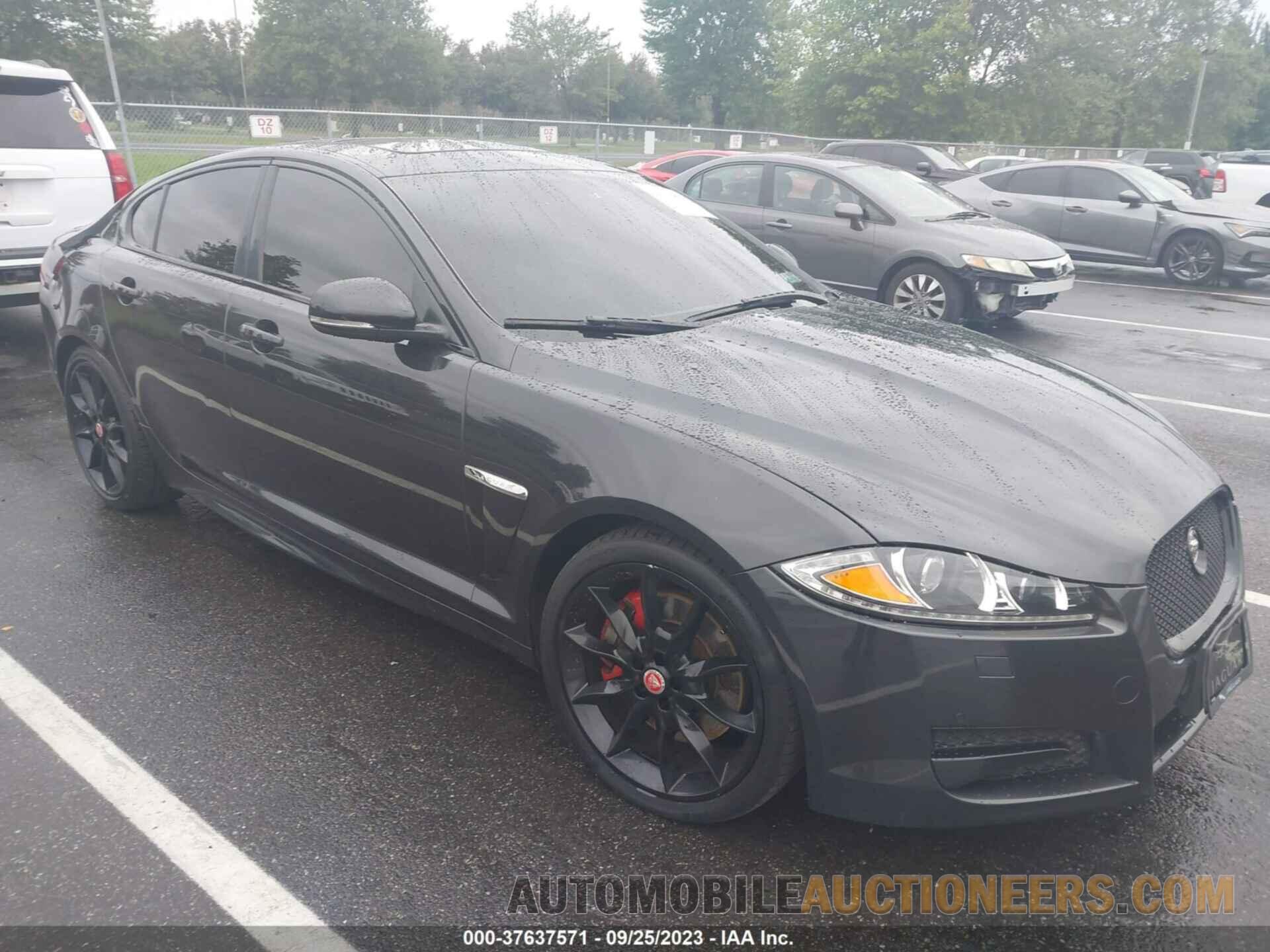 SAJWJ0FF8F8U72073 JAGUAR XF 2015