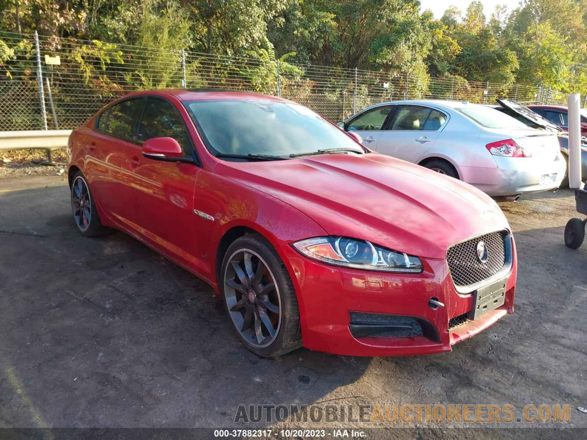 SAJWJ0FF9F8U53077 JAGUAR XF 2015