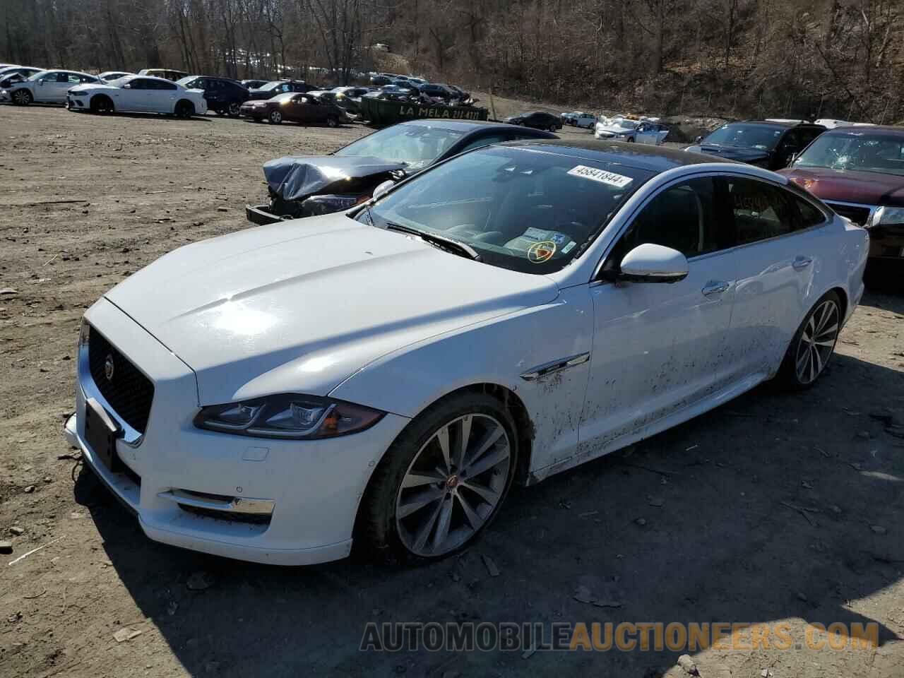 SAJWJ1CD0J8W13820 JAGUAR XJ 2018