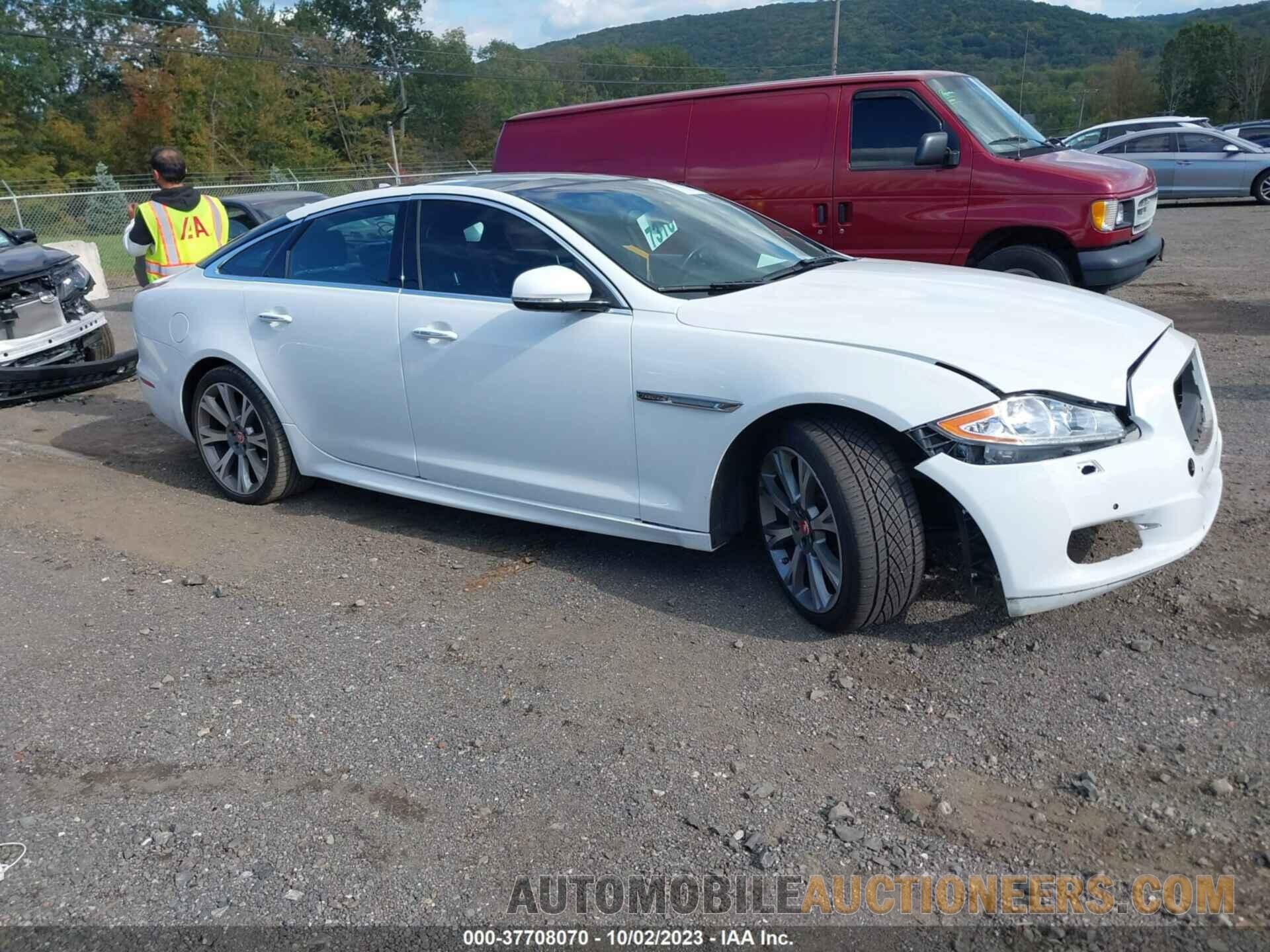 SAJWJ1CD6F8V89126 JAGUAR XJ 2015